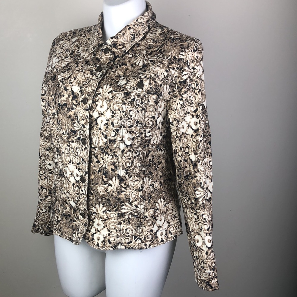 JM Collection Button Front Jacket Abstract Print - Picture 5 of 10